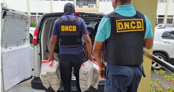 Ocupan 397 paquetes de cocaína tras un tiroteo en las costas de Azua