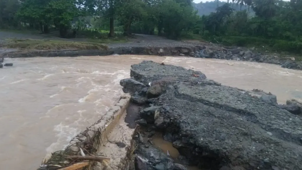 Aumentan a dos los muertos por desbordamiento de un rio en La Vega