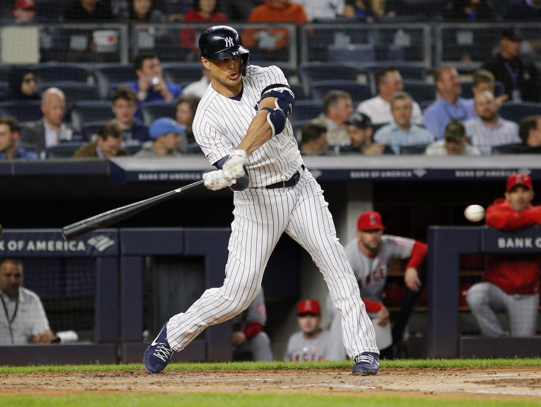 Giancarlo Stanton y Jonathan Loáisiga en lista de lesionados por Yankees