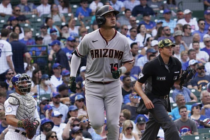 Josh Rojas dispara tres cuadrangulares en victoria de los Diamondbacks