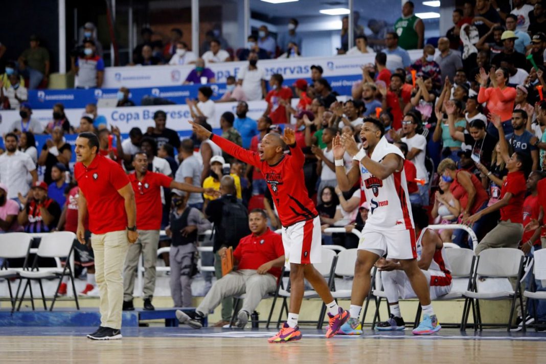 Leones de Santo Domingo anuncian innovaciones de cara a LNB 2022