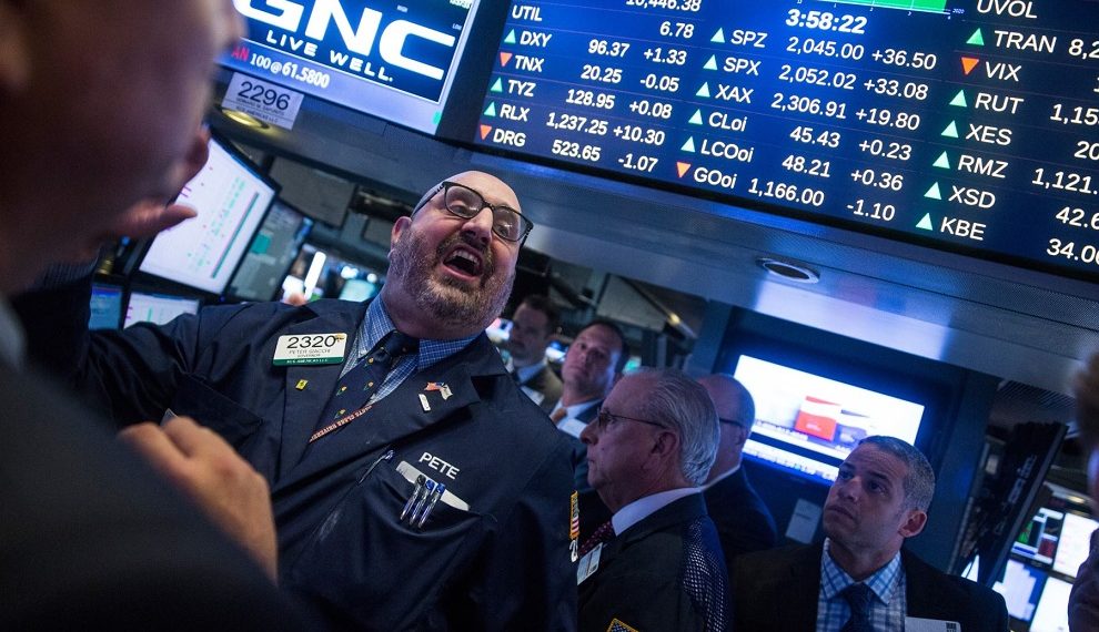 Wall Street cierra con ganancias y el Dow sube un 1,61%
