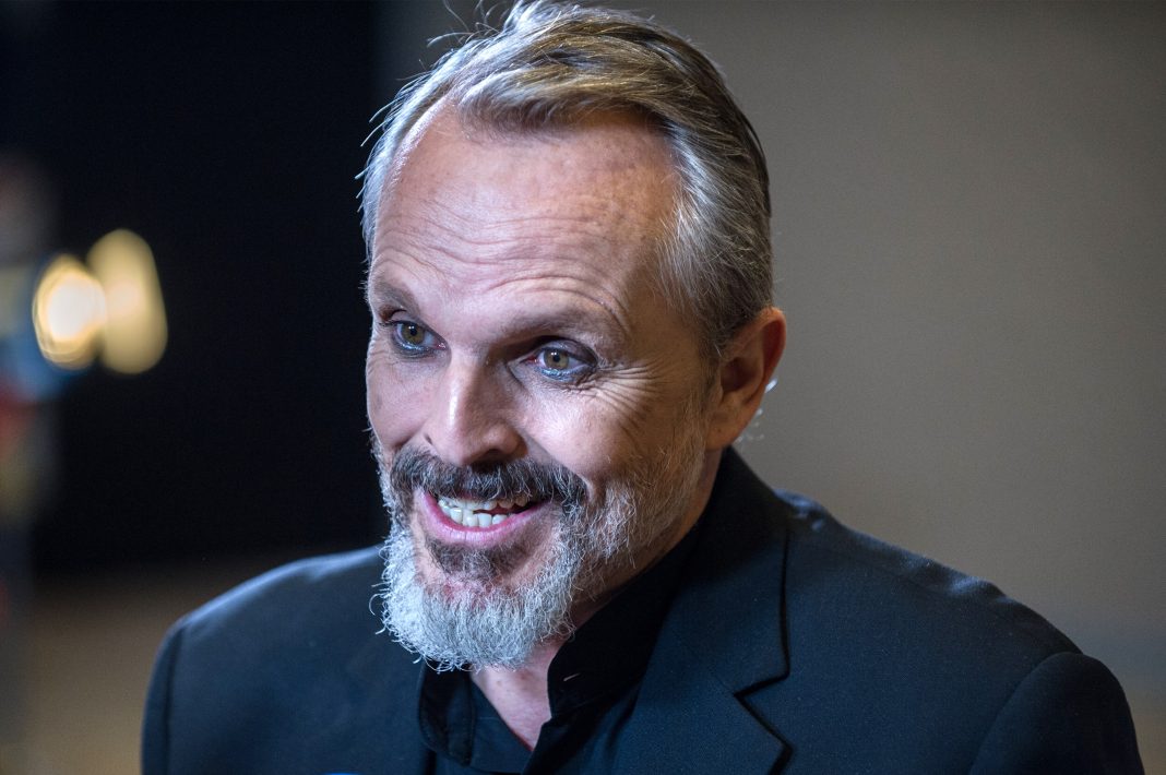 Serie sobre vida de Miguel Bosé promete hablar de todo, sin tapujos