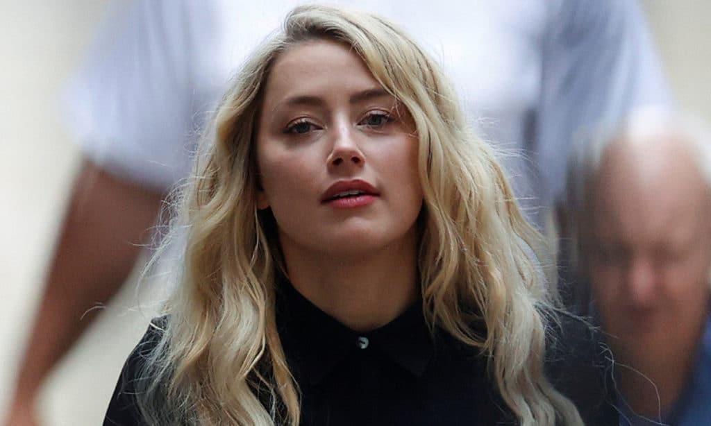 Psicólogo afirma Amber Heard sufrió estrés postraumático por abuso de Depp