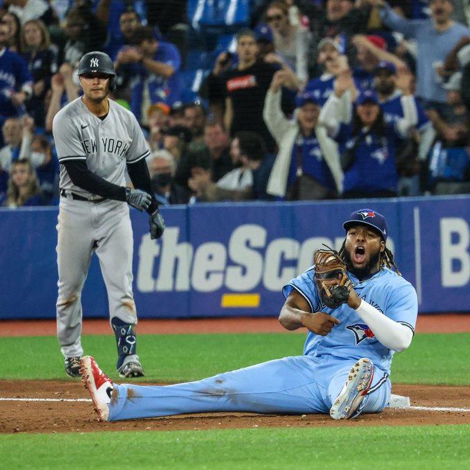 Con sencillo de Vladimir Guerrero Jr., Azulejos frenan racha de los Yankees