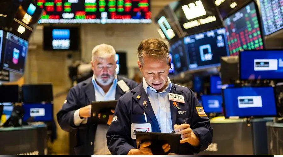 Wall Street cierra mixto y el Dow Jones baja 0,33% tras dato de inflación