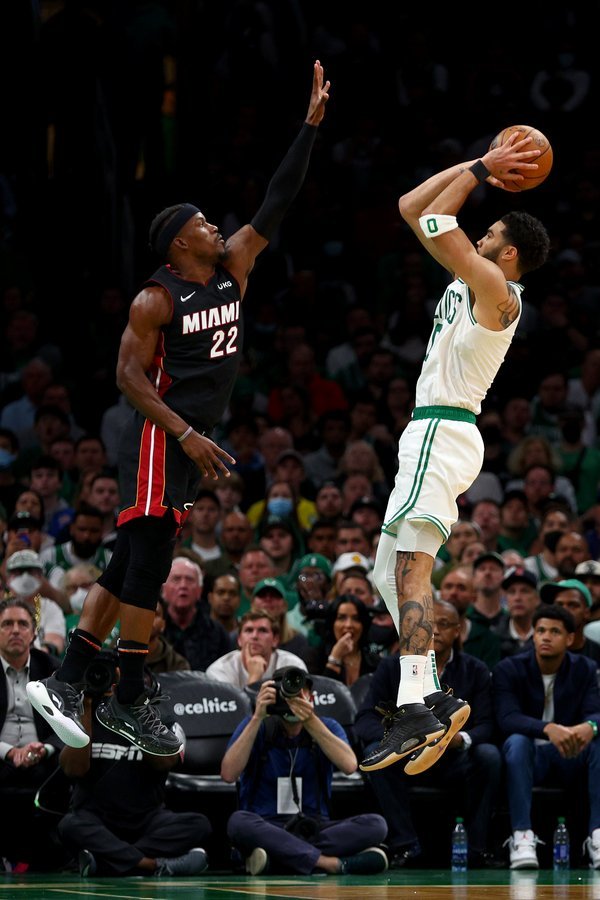 ¡Pegaditos! Celtics vencen a los Heat y empatan final de la Conferencia Este de la NBA