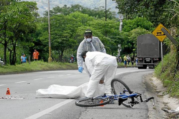 Detienen en Costa Rica a mujer requerida en EE.UU. por homicidio de ciclista