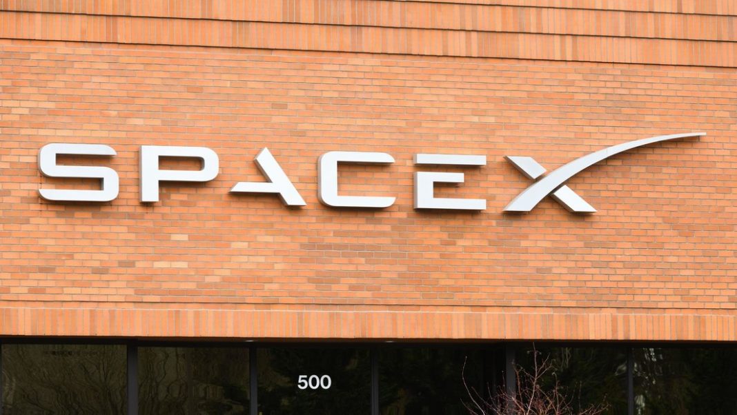Filtran que SpaceX despidió empleados que redactaron carta criticando comportamiento de Elon Musk