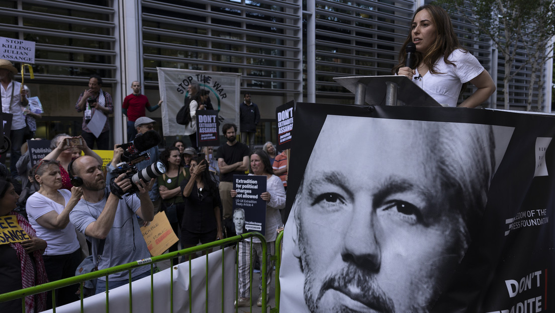 Salud de Julian Assange se ha deteriorado en prisión, según su esposa - Noticias de hoy en República Dominicana | De Último Minuto