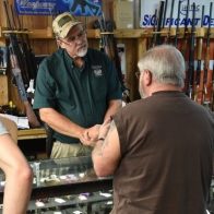 Promulgan en Ohio un proyecto que permitirá a maestros portar armas en las escuelas - Noticias de hoy en República Dominicana | De Último Minuto