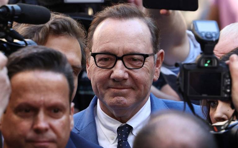 El actor Kevin Spacey queda en libertad bajo fianza tras ser acusado de agresión sexual