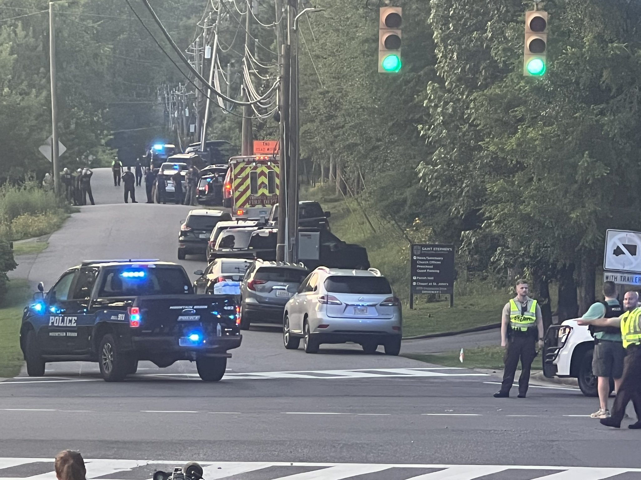 Hombre abre fuego en una iglesia de Alabama dejando varias víctimas