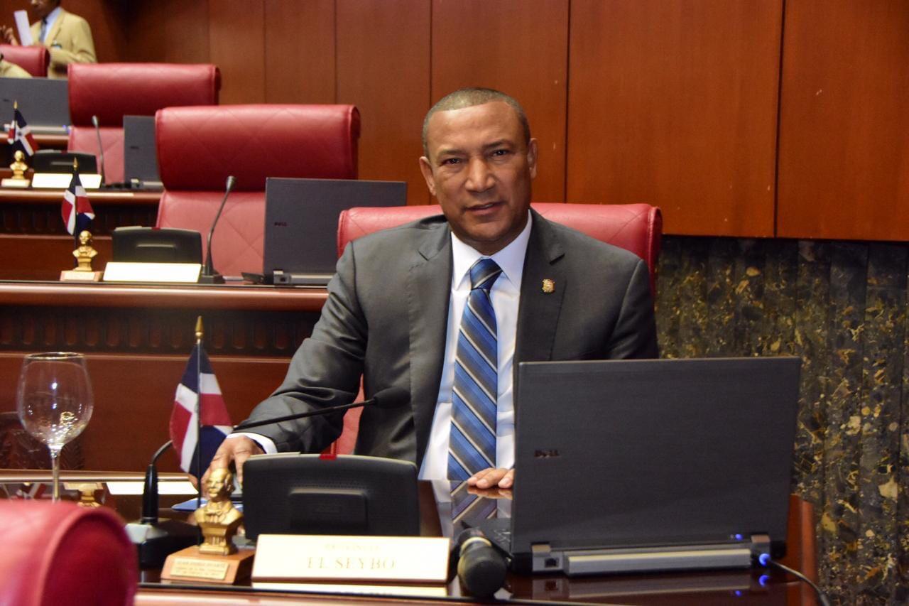 Senador Santiago Zorrilla califica como “muy atinada” la decisión Abinader de realizar cambios en el Gobierno - Noticias de hoy en República Dominicana | De Último Minuto