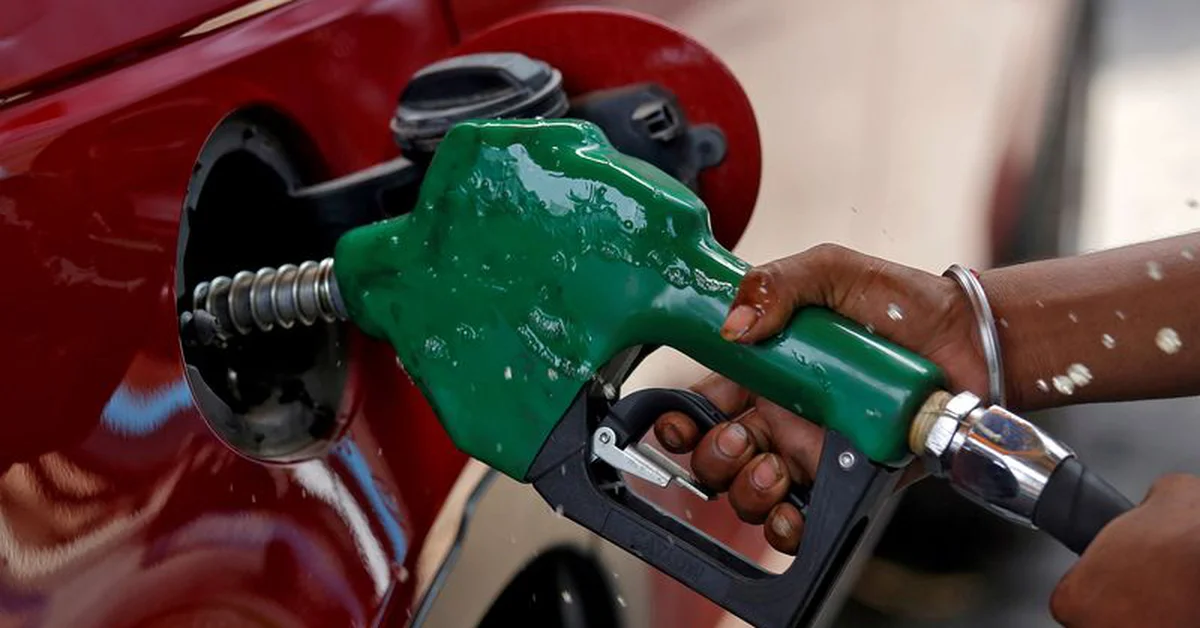 Precios de los combustibles permanecen congelados - Noticias de hoy en República Dominicana | De Último Minuto
