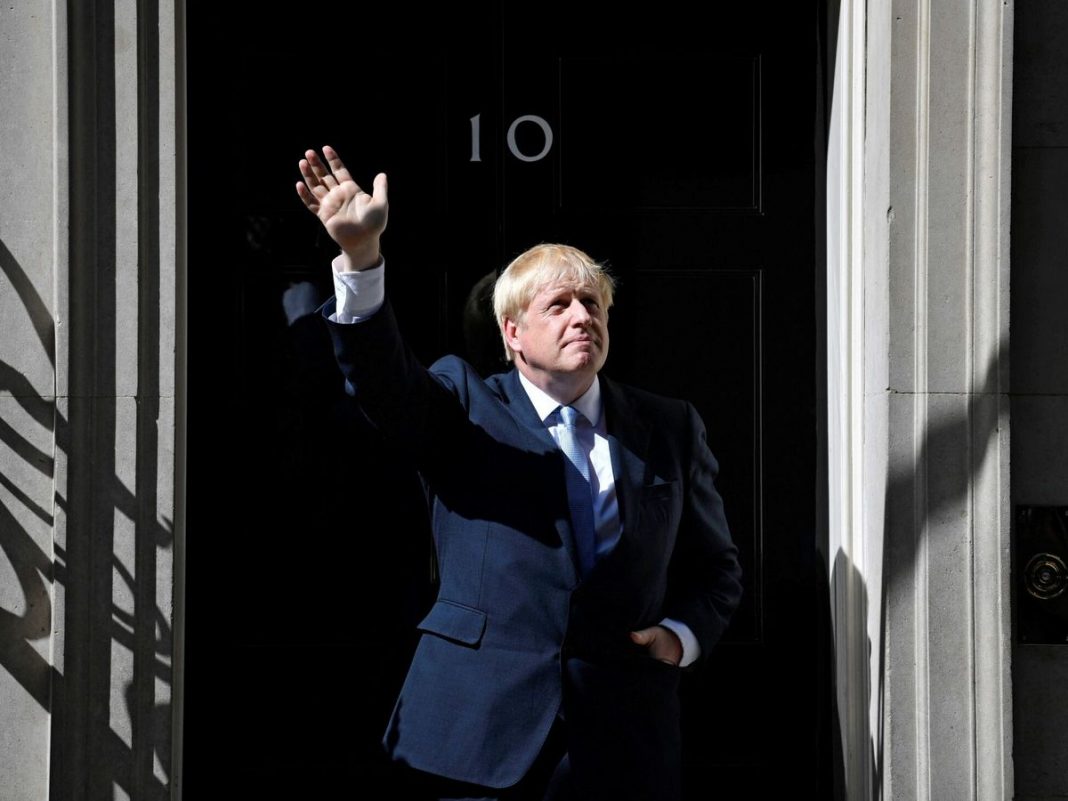 Boris Johnson renuncia