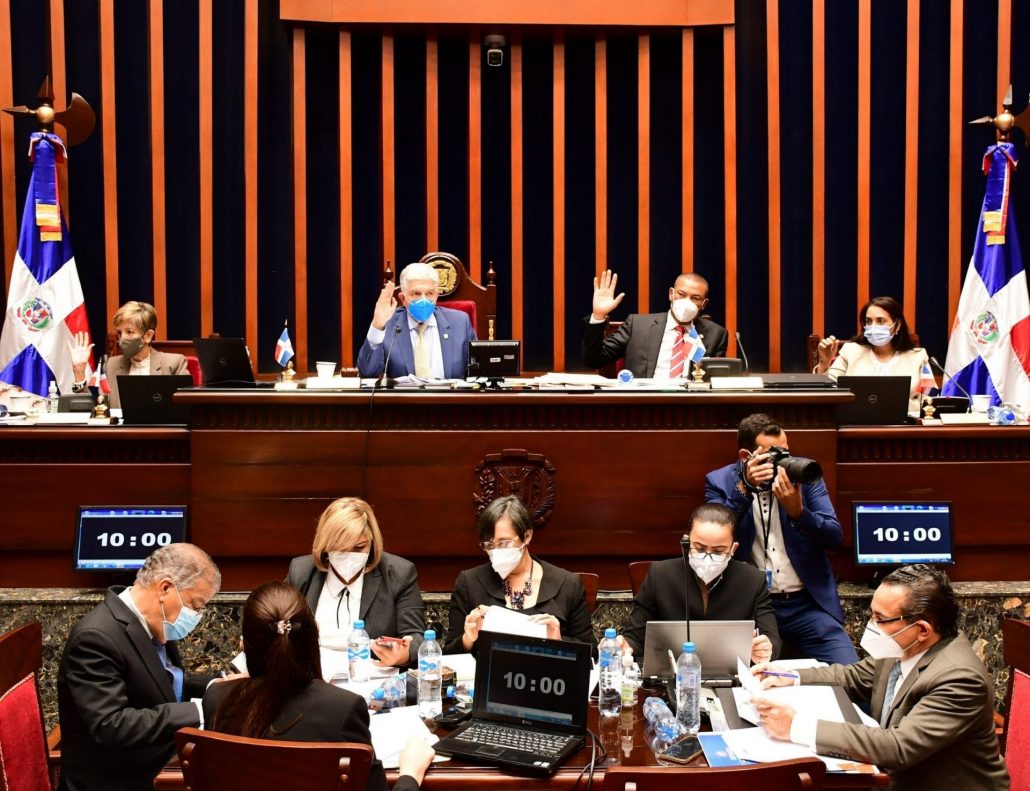 Senadores concluyen legislatura con aprobación de Ley de Extinción de Dominio
