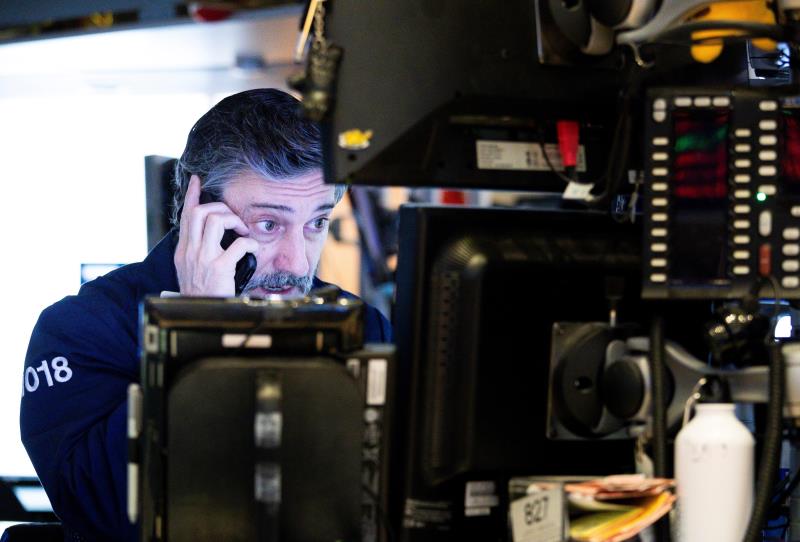 Wall Street cierra con fuertes pérdidas y el Dow Jones cae un 1,91%