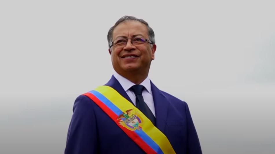 Gustavo Petro asume como primer presidente de izquierda de Colombia