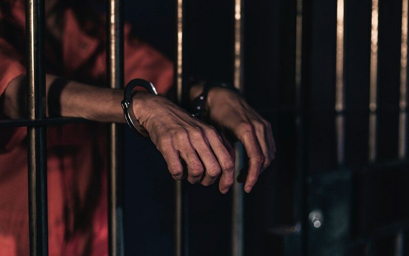 Tribunal condena hombre a 10 años de prisión por robo en agencia de cambio en El Millón
