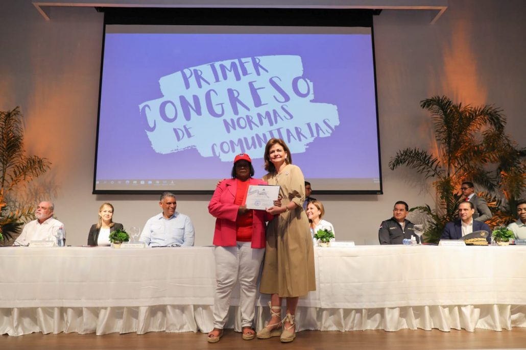 Gobierno celebra Primer Congreso de Normas Comunitarias