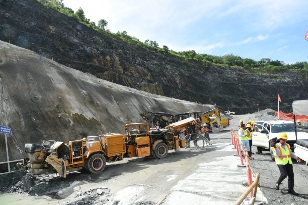 Rescate de mineros en Maimón avanza un 75%, informa CORMIDON