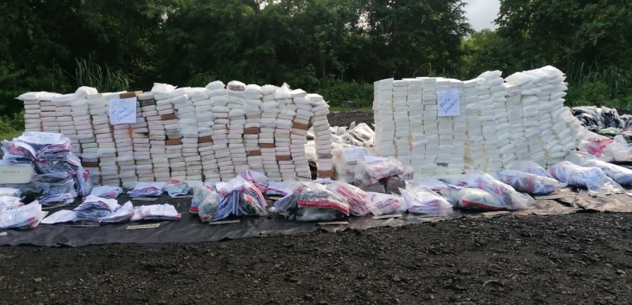 Autoridades incineran otros 819 kilogramos de drogas en Pedro Brand