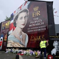 El Reino Unido guarda minuto en silencio por Isabel II - Noticias de hoy en República Dominicana | De Último Minuto