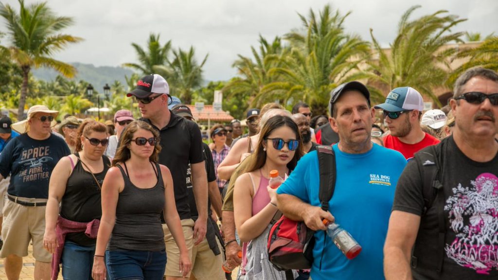RD perdió la visita de unos 40.000 turistas por el paso de huracán Fiona