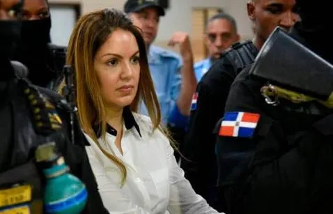 Marisol Franco, esposa de César el Abusador, seguirá en arresto domiciliario