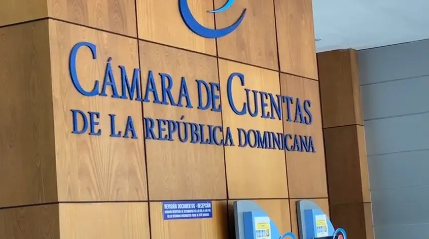 Comisión de la Cámara de Diputado invitará al pleno de la Cámara de Cuentas al Congreso por denuncias