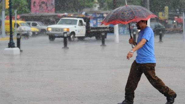 Dos personas más mueren en El Salvador por las lluvias de las últimas horas