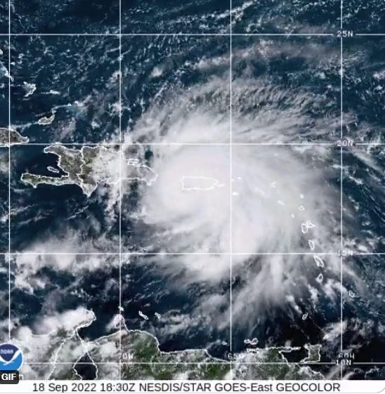 Huracán Fiona toca tierra en el suroeste de Puerto Rico