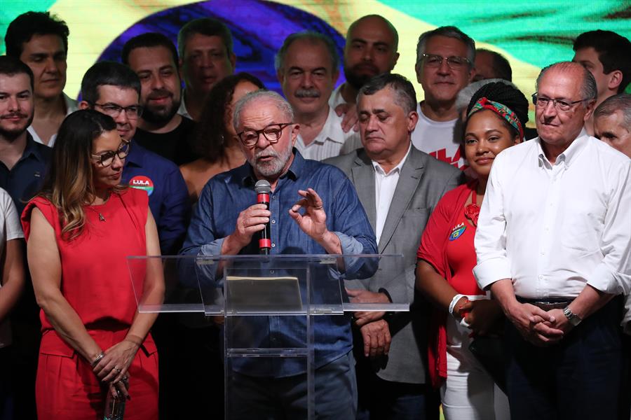 Lula dice que luchará