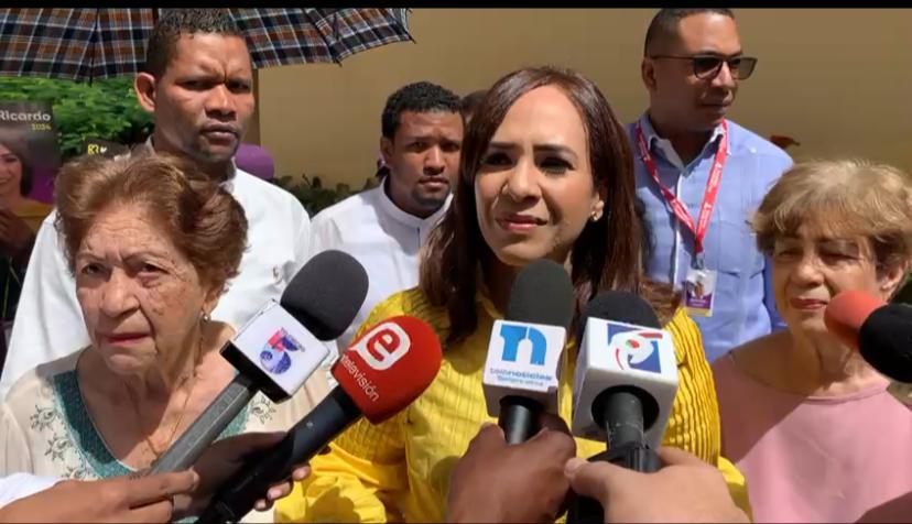 Karen Ricardo pide a candidatos presidenciales respetar resultados de consulta del PLD