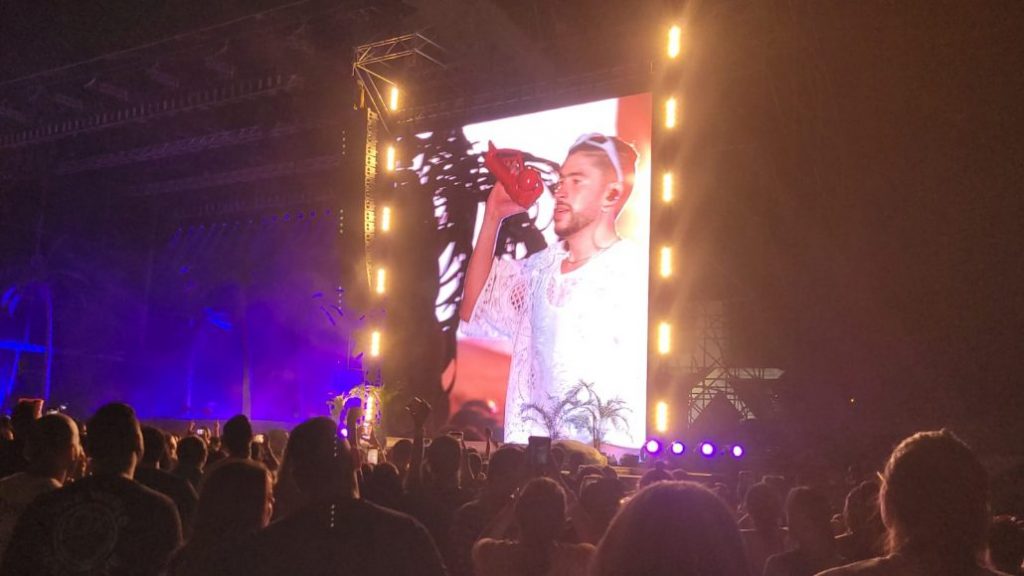 Bad Bunny desborda emociones en el primero de dos conciertos en el Estadio Olímpico "Félix Sánchez" - Noticias de hoy en República Dominicana | De Último Minuto
