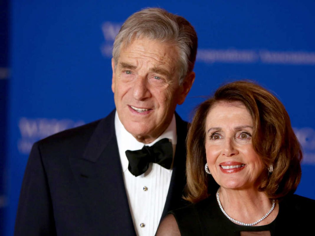 Nancy Pelosi y su esposo