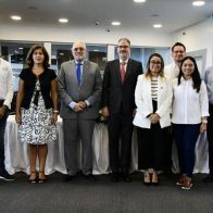 Buscan crear conciencia en fanáticos del béisbol con la campaña "Poncha el Plástico" - Noticias de hoy en República Dominicana | De Último Minuto
