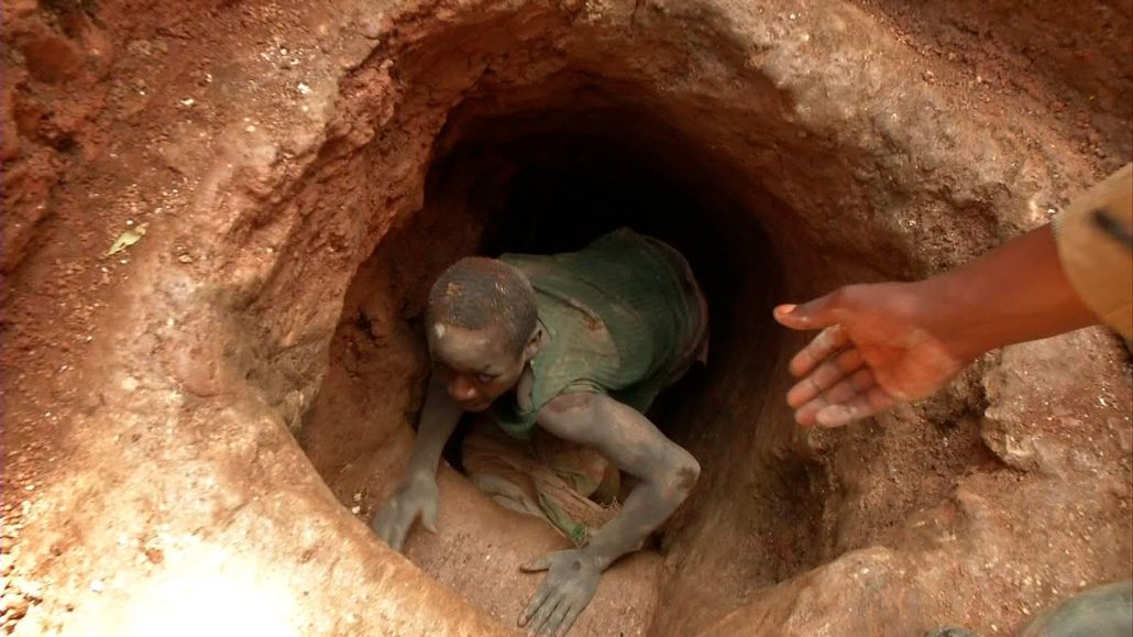 Mueren dos mineros mauritanos por asfixia en un pozo de extracción de oro