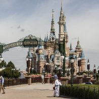 4 días después de su reapertura, Shanghái Disneyland cierra de nuevo por Covid - Noticias de hoy en República Dominicana | De Último Minuto