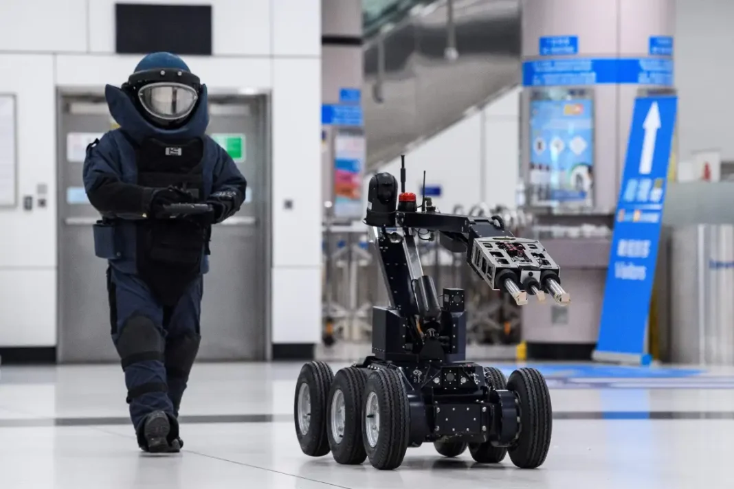 El Departamento de Policía de San Franciscoestá solicitando permisoa la Junta de Supervisores de la ciudad para desplegar robots para matar a sospechosos que la policía considere una amenaza suficiente para que el 