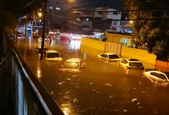 Inundaciones en Club Los Prados