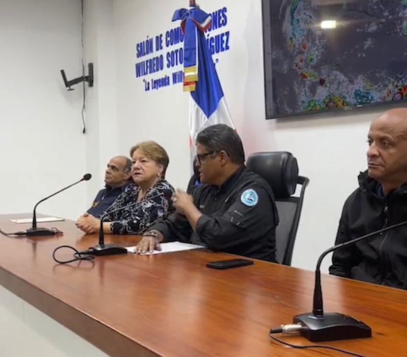 Rueda de prensa COE