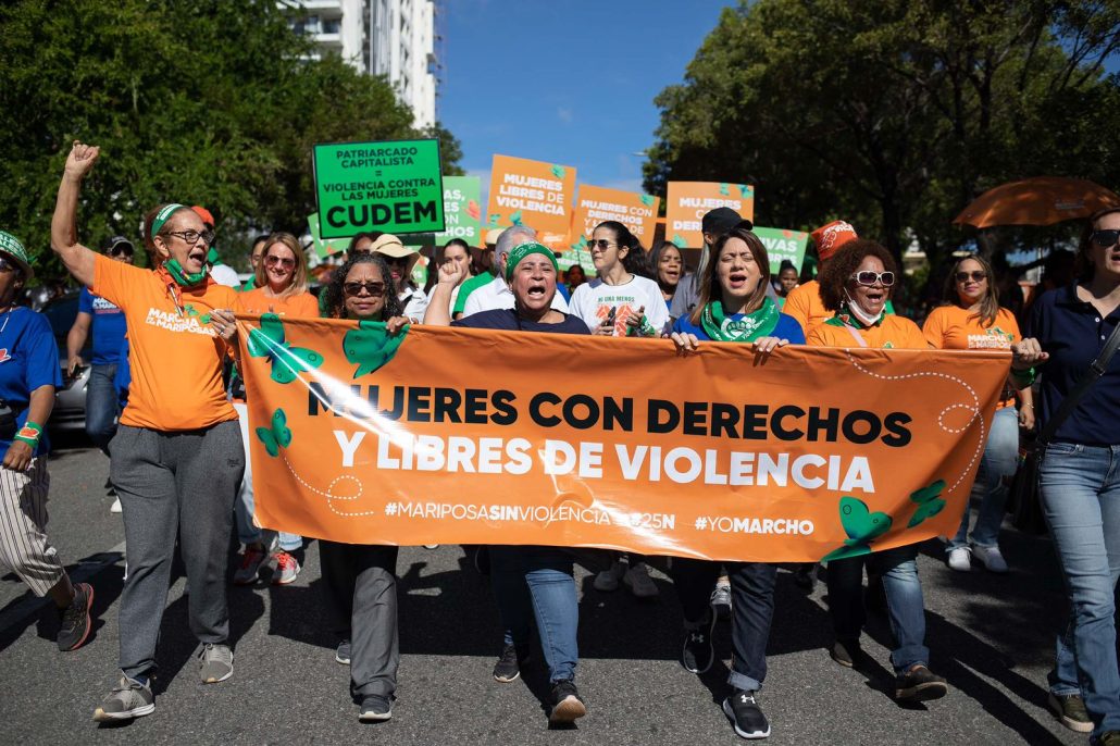 Marchan contra la violencia