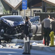 Vehículo choca a 25 reclutas de Policía en Los Ángeles; cinco se encuentran en estado crítico - Noticias de hoy en República Dominicana | De Último Minuto