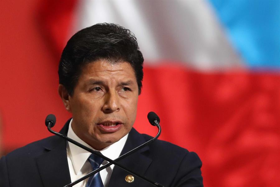 Justicia de Perú aprueba formalizar investigación fiscal a Pedro Castillo