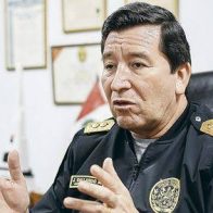 Exjefe de la Policía de Perú es detenido por presuntos ascensos irregulares - Noticias de hoy en República Dominicana | De Último Minuto