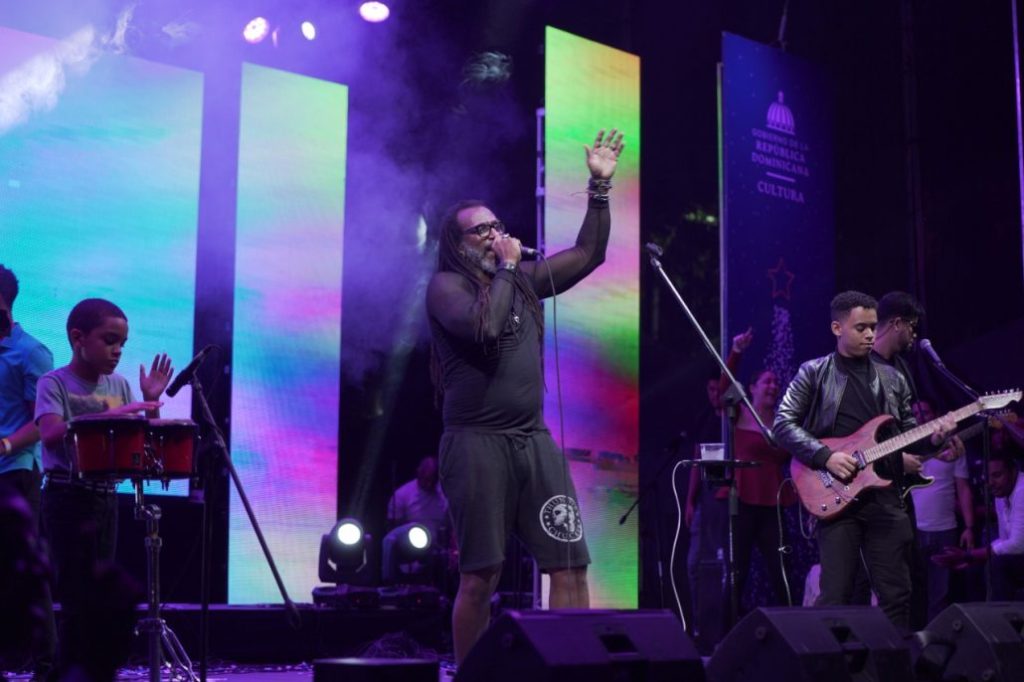 Miles de personas disfrutaron de "Noches de Navidad" | 6 | Miles de personas disfrutaron de "Noches de Navidad" - Noticias de hoy en República Dominicana | De Último Minuto