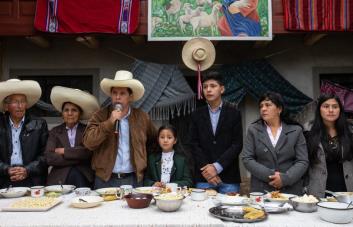 Perú concede salvoconducto a familiares de Castillo para asilarse en México