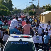 Pedernales marcha en favor del fideicomiso - Noticias de hoy en República Dominicana | De Último Minuto